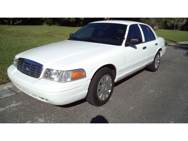 Ford: Crown Victoria 4dr Sdn Stre 2008 46 k low miles loaded no rust police p 71 like new florida vic never cage