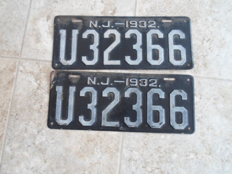 Beautiful Set of 1932 New Jersey License Plates, 2