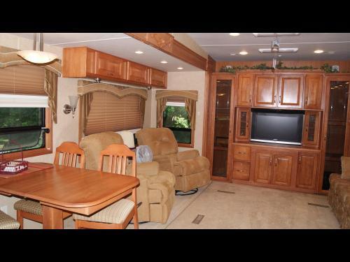 2007 DRV Luxury Suites Mobile Suites 36TK3 For Sale in Born Lake, Miss, 1