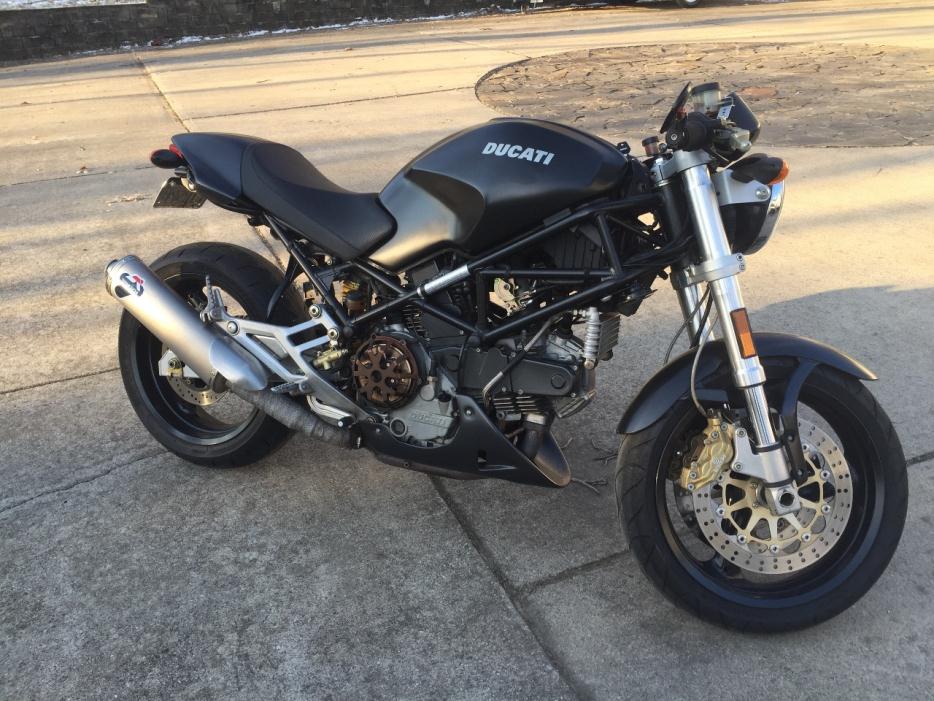 2001 Ducati Monster 900