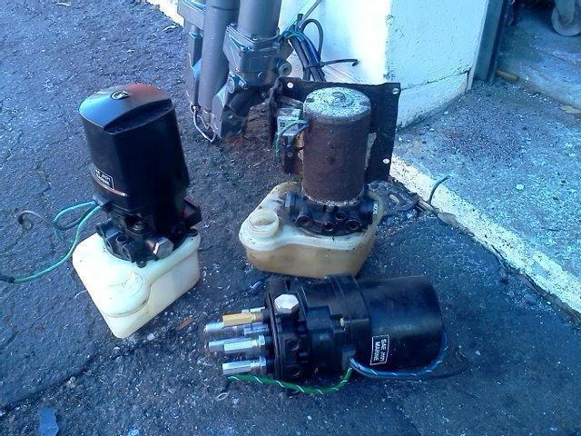 One lot of I/0 Mercruiser, cobra, omc 800, volvo parts, 0