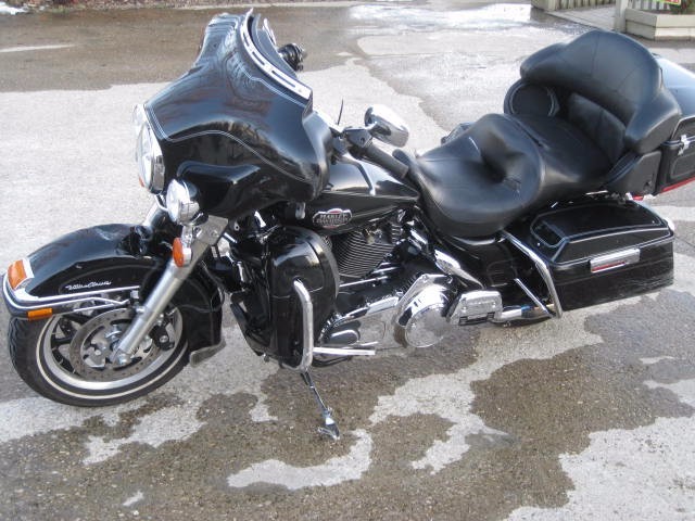 2008 Harley FLHTCUI Electra Glide Ultra Classic - Payments OK