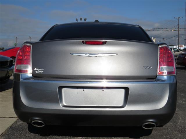2012 Chrysler 300 4dr Car Limited, 2