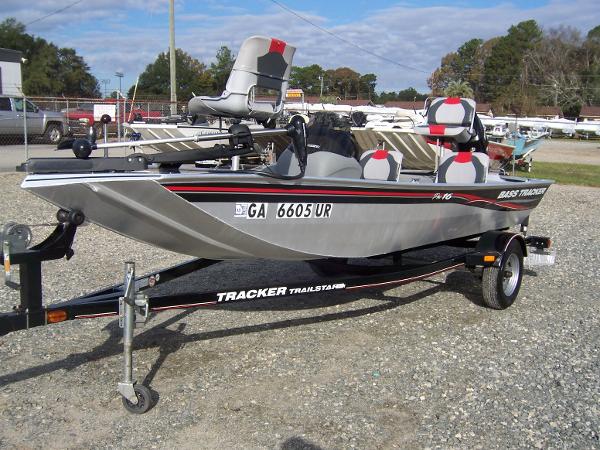 2010 Tracker Pro 16