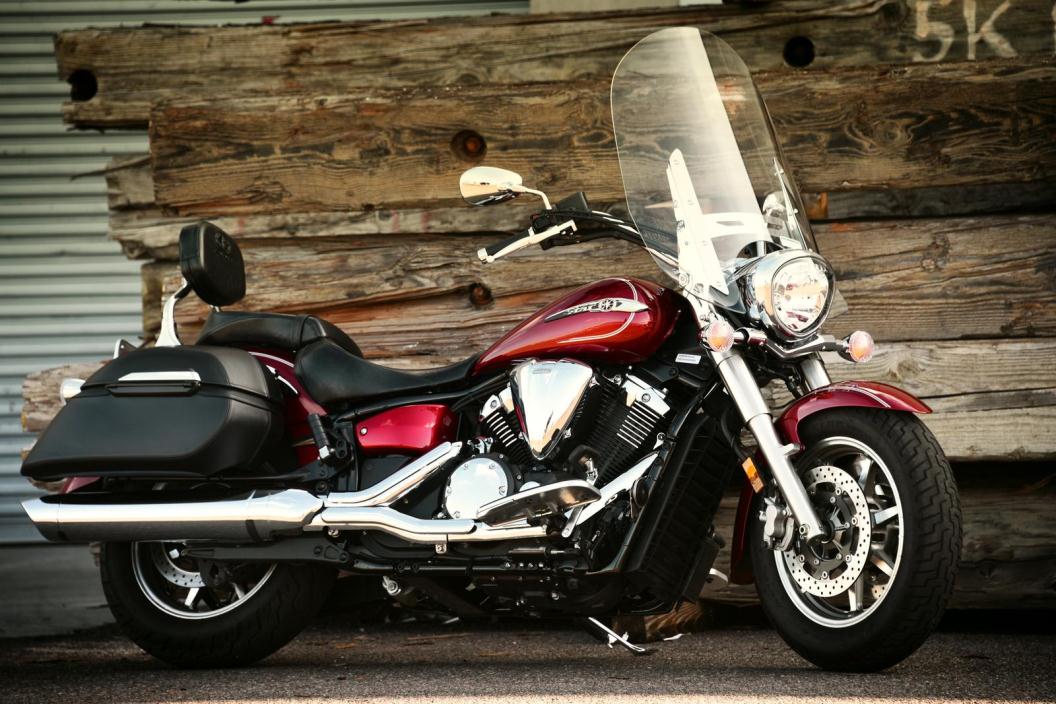 2015 Yamaha V Star 1300 Deluxe MSRP $13790 Call