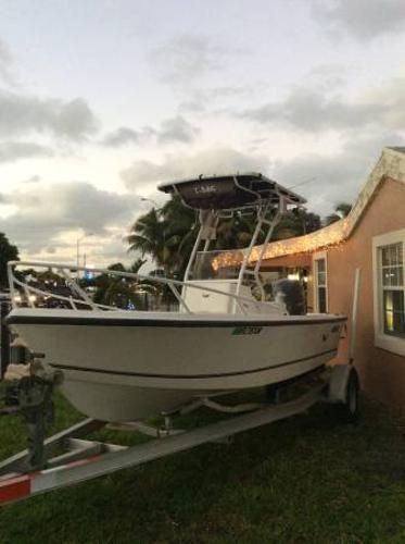 2001 Mako 171 Center Console