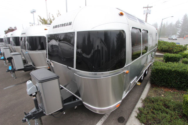 2016 Airstream Special Ed. Flying Cloud 23