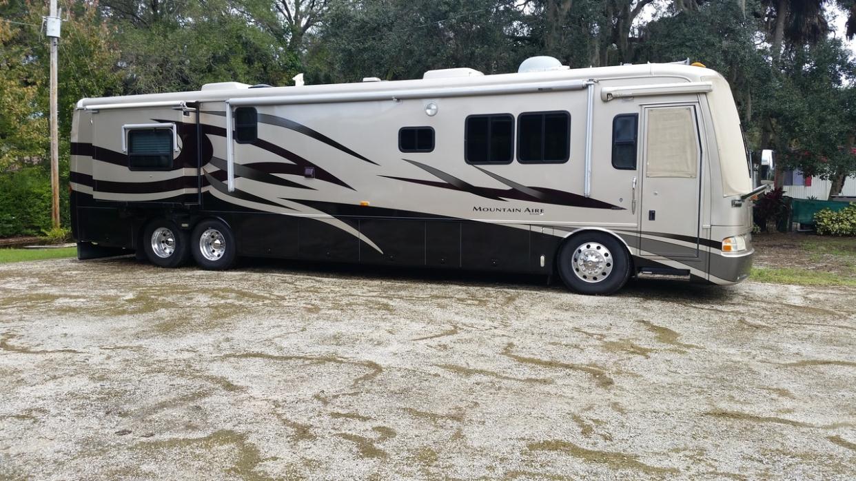 2004 Newmar Mountain Aire 4301