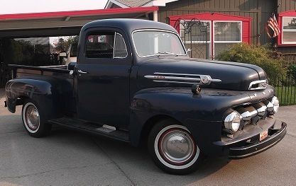 1952 Ford F1 Deluxe Pickup, 2
