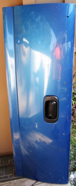 CHEVY / GMC TAILGATE fits 99