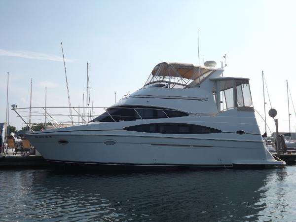 2004 Carver 366 Motor Yacht