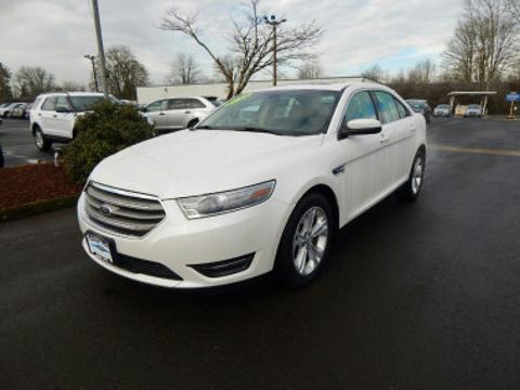 2014 Ford Taurus 4 Door Sedan