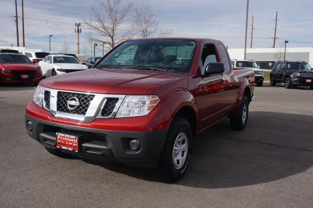 2014 Nissan Frontier Extended Cab Pickup S, 2