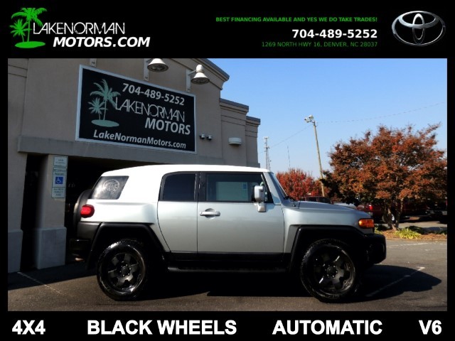 2010 Toyota FJ Cruiser 4WD AT - TRD PACKAGE