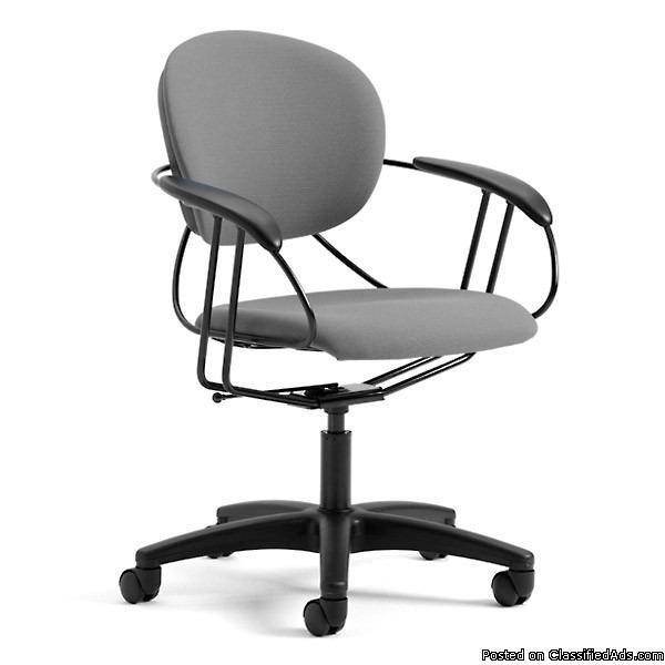 Steelcase Uno Task Rolling Chairs