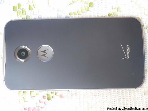 Moto X 2nd Gen Motorola Verizon Phone New With Out Box Black Clear ESN, 1