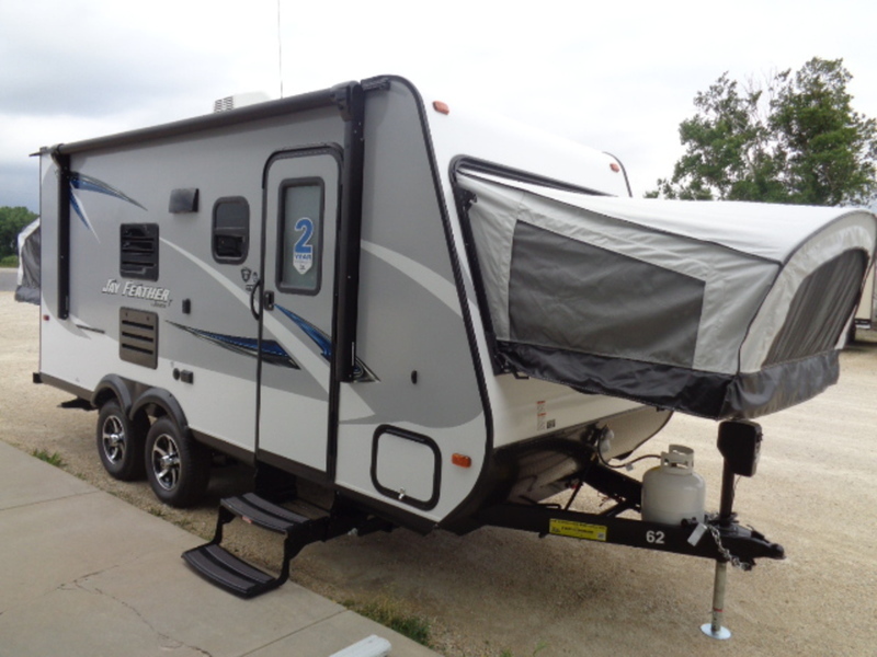 2017 Jayco Jay Feather 7 17XFD