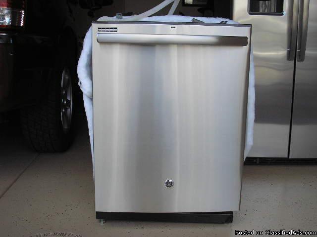 Appliances - Refrig - Dishwasher - Micro, 2