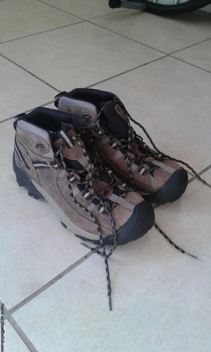 Keen Brand Hiking Boots, 0