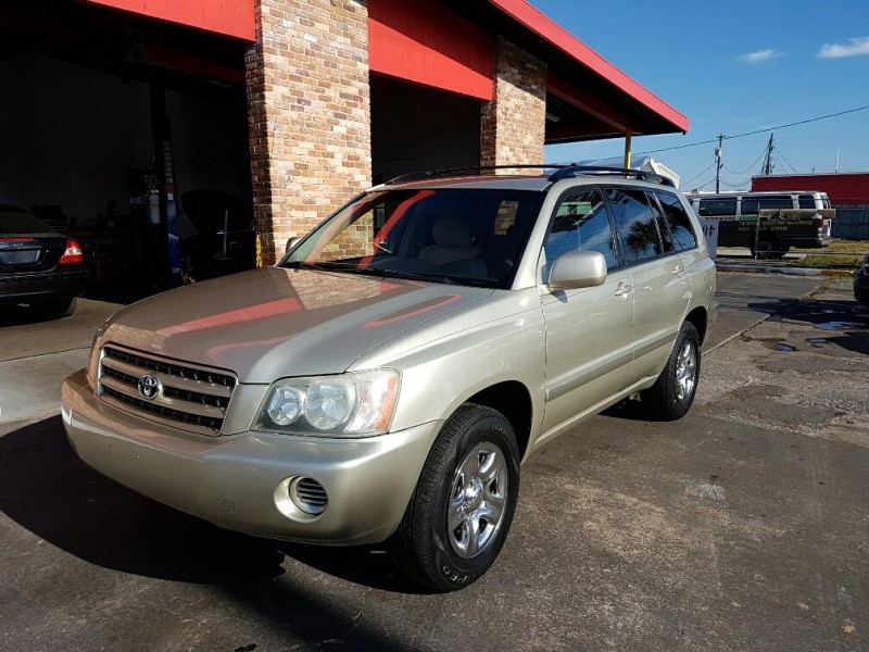 2003 Toyota Highlander Base