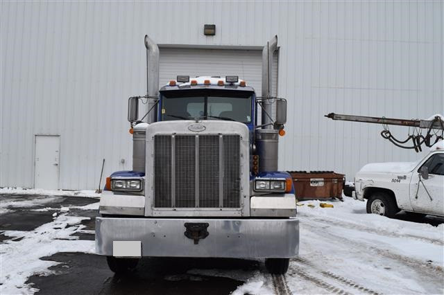 1994 Peterbilt 379exhd  Conventional - Day Cab