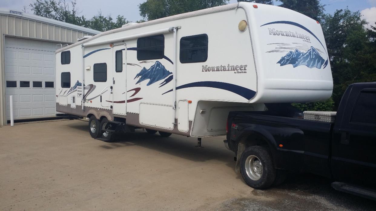 2005 Keystone MONTANA MOUNTAINEER 319BHD