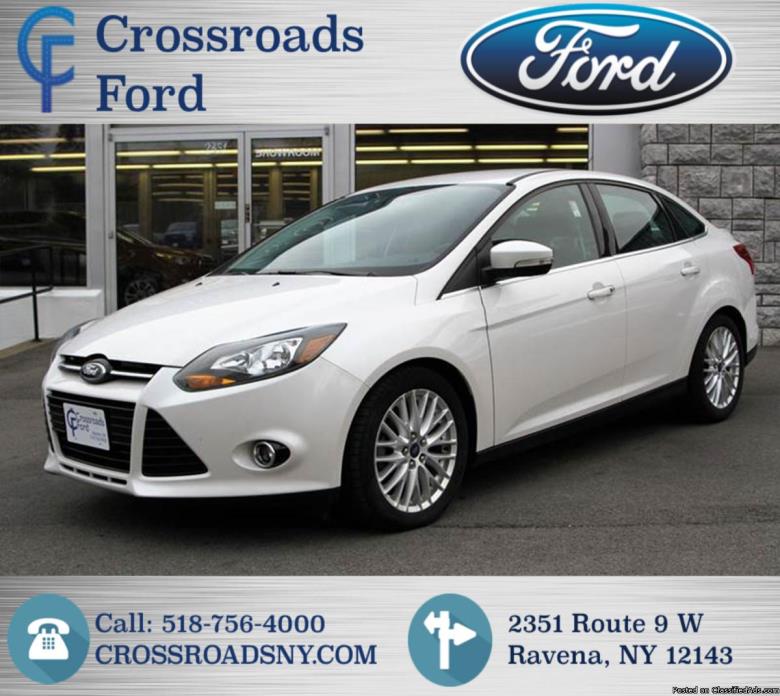 2014 FORD FOCUS Titanium SEDAN! Outstanding Condition Inside and Out! Only 34k...