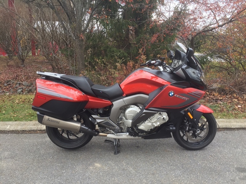 2016 BMW S 1000 XR Racing Red