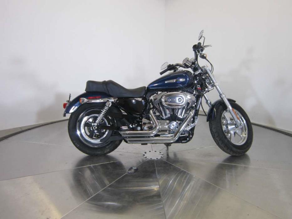 2012  Harley-Davidson  Sportster 1200 Custom