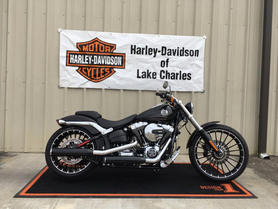 2017  Harley-Davidson  Breakout
