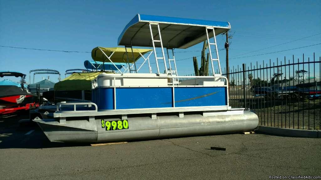 Manitou 16'ft Cruise Hard Top Pontoon