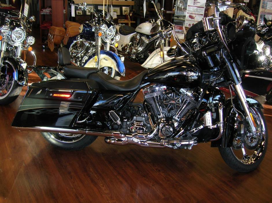 2012  Harley-Davidson  CVO™ Street Glide