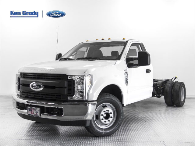 2017 Ford F-350  Utility Truck - Service Truck