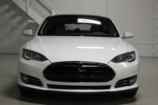 2013 Tesla Model S 4dr Sdn Performance