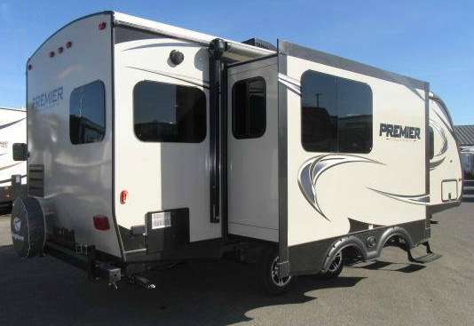 2017  Premier RV  24RKPR