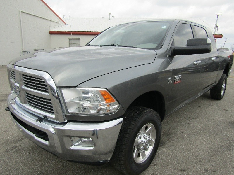 2012 Ram 2500 4WD Crew Cab 149 SLT