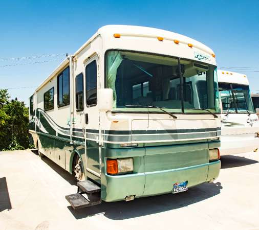 1996  Discovery  37