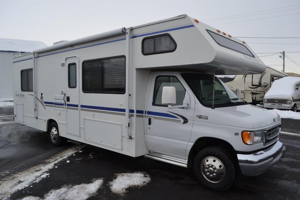 2003 Four Winds 5000 28A
