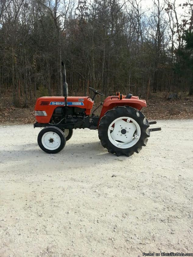 SHIBAURA SD2200 TRACTOR