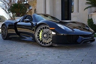 2015 Porsche 918 Spyder with rare Acid Green Stitching 2015 Porsche 918 Spyder for sale!