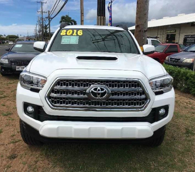 2016 Toyota Tacoma 4WD Double Cab V6 AT SR (Natl)