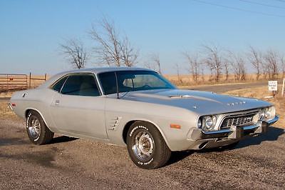 1974 Dodge Challenger  1974 Dodge Challenger 340 V8