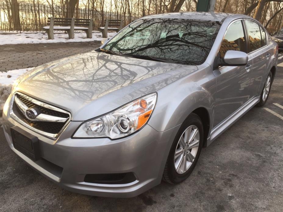 2012 Subaru Legacy PREMIUM, NAVIGATION, BACK CAMERA, 1 OWNER PREMIUM 1 OWNER IMMACULATE ONE OF KIND LEGACY - NEEDS ABSOLUTELY NOTHING