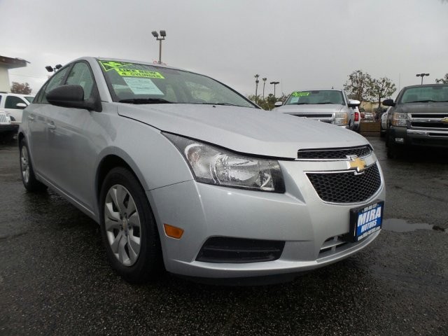 2014 Chevrolet Cruze LS 4D Sedan 4-Cyl ECOTEC 1.8L