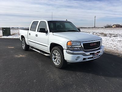 2006 GMC Sierra 1500 SLT Crew Cab Pickup 4-Door 2006 Sierra 1500 Crew Cab 4x4 SLT Leather SUPER NICE 5.3 (silverado)