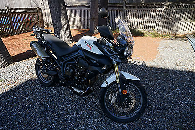 2012 Triumph Tiger  2012 Triumph Tiger 800 ABS **Lots of Options!