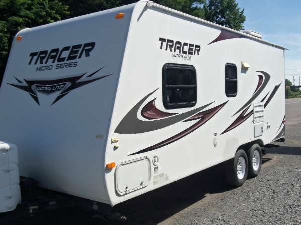 2010  Tracer  205M