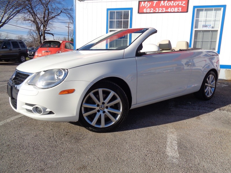 2007 VOLKSWAGEN EOS CONVERTIBLE DSG 2.0T PREMIUM PKG... CARFAX CERTIFIED... VERY NICE!!!