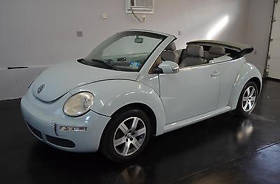 2006 Volkswagen Beetle - Classic -- 2006 Volkswagen New Beetle Convertible, salvage, wrecked, repairable, ez fixer