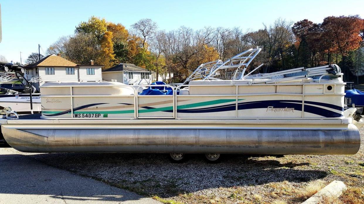 1999 Premier 250 Sun Station